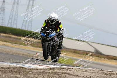 media/May-26-2025-Lets Ride (Mon) [[3bf1de1d65]]/B Group/1220pm (Wheelie Bump)/